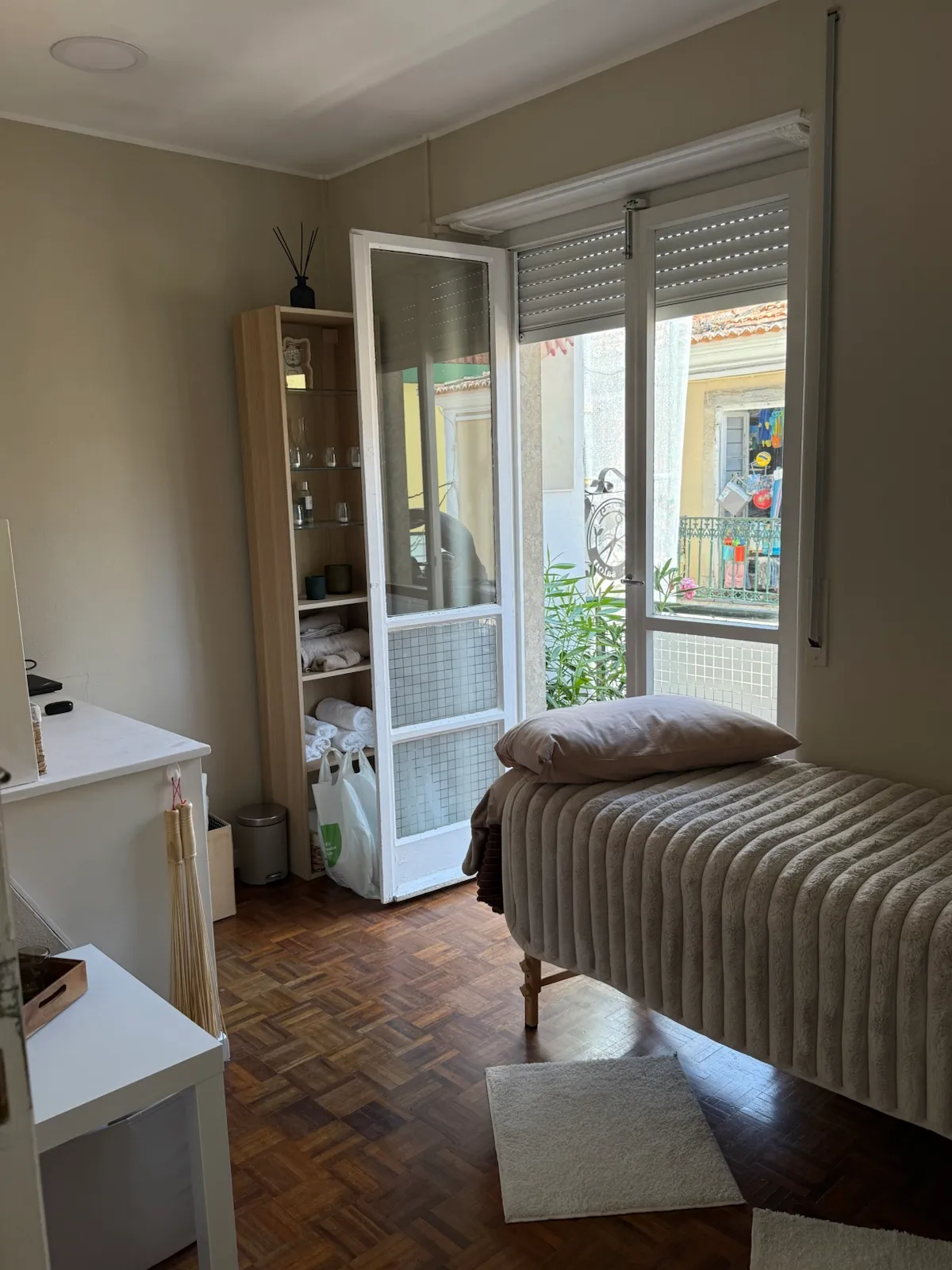 Treatment room inside Beauty Port